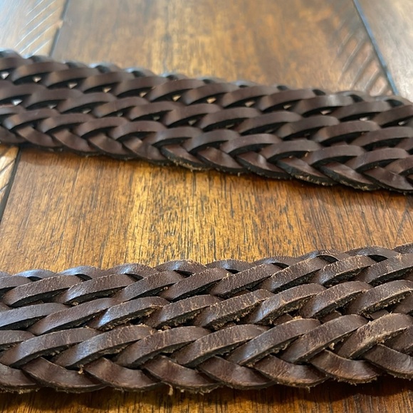 Tommy Bahama braided brown belt silver tone buckle 48” long - Picture 8 of 10